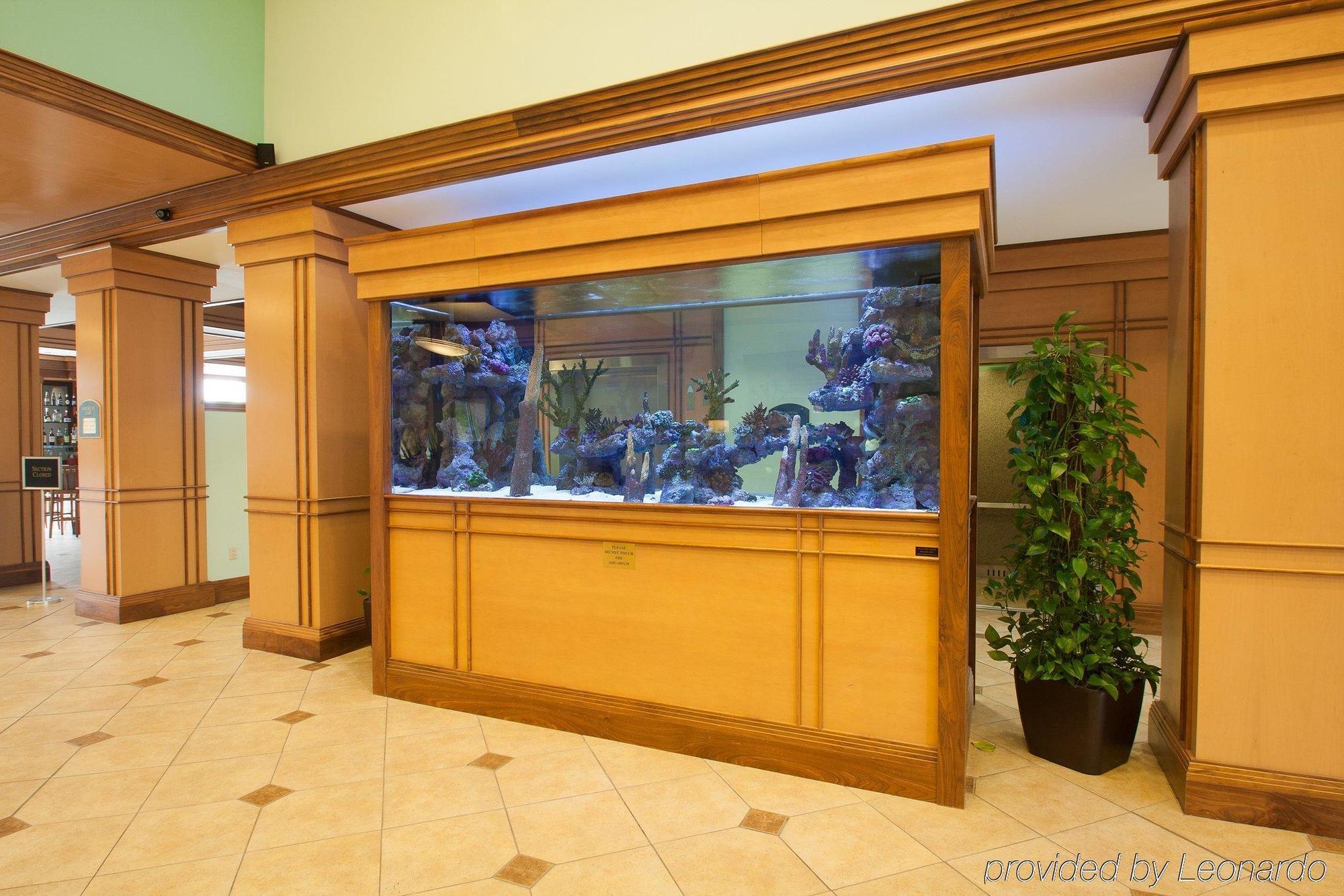 Delta Hotels By Marriott Huntington Mall Barboursville Esterno foto