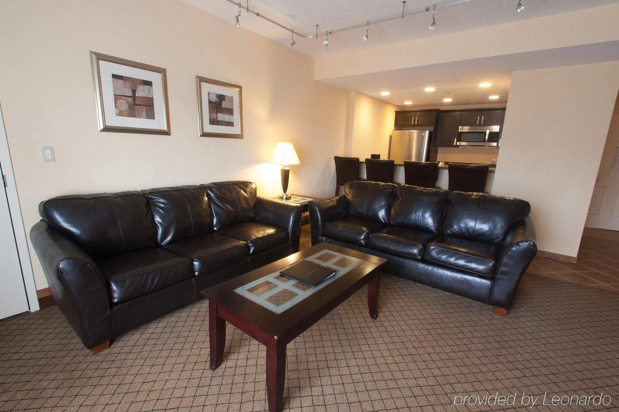 Delta Hotels By Marriott Huntington Mall Barboursville Esterno foto